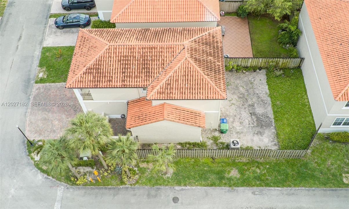 На продажу: $650,000 (4 спален, 3 ванн, 2231 Квадратных фут)