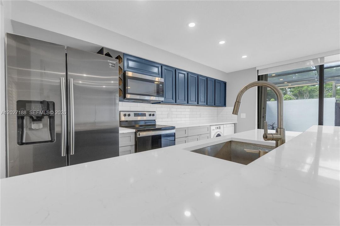 Active With Contract: $3,450 (3 beds, 2 baths, 1780 Square Feet)