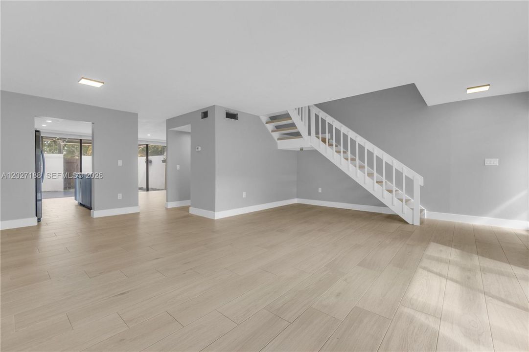 Active With Contract: $3,450 (3 beds, 2 baths, 1780 Square Feet)