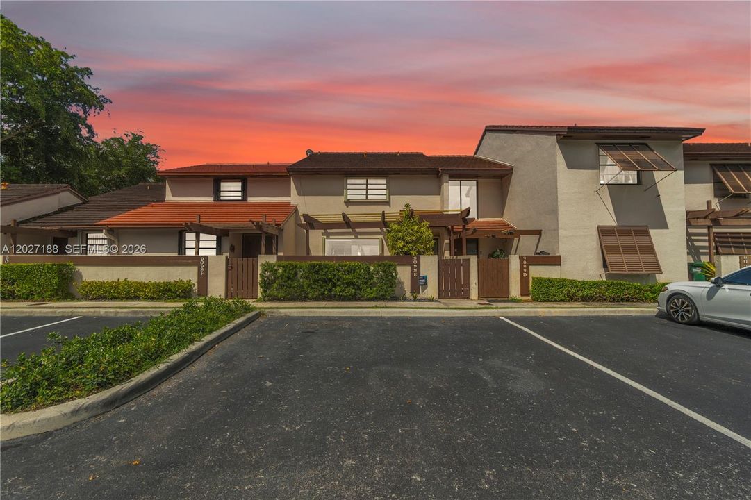 Active With Contract: $3,450 (3 beds, 2 baths, 1780 Square Feet)