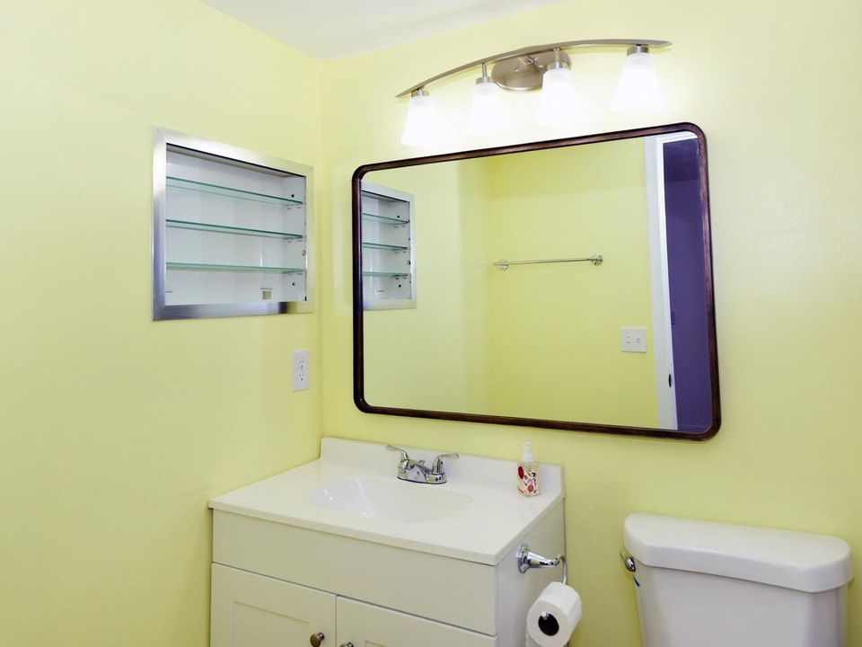 Primary Ensuite Bath