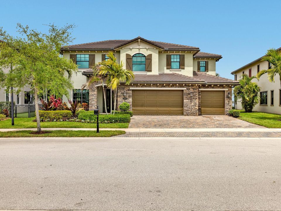 11631 Watercrest Cir W Parkland FL 33076