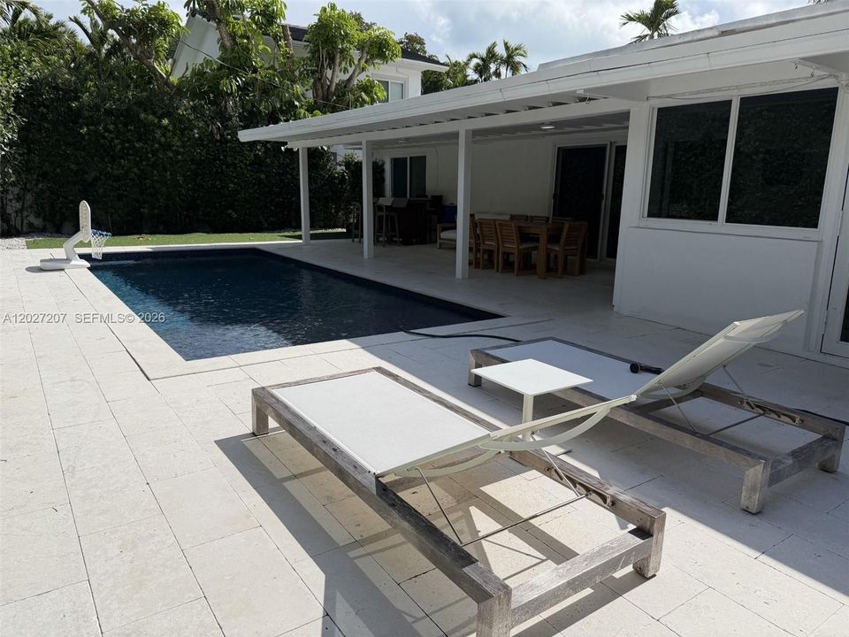 En Renta: $19,000 (4 camas, 3 baños, 2406 Pies cuadrados)