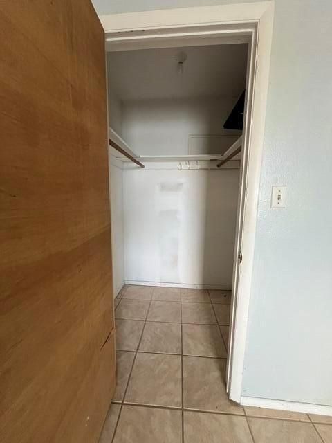 Walk In closet