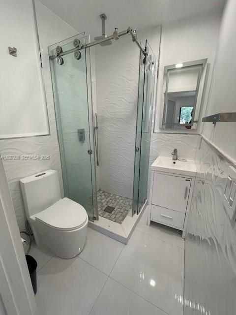 Недавно арендовано: $7,000 (4 спален, 3 ванн, 2388 Квадратных фут)