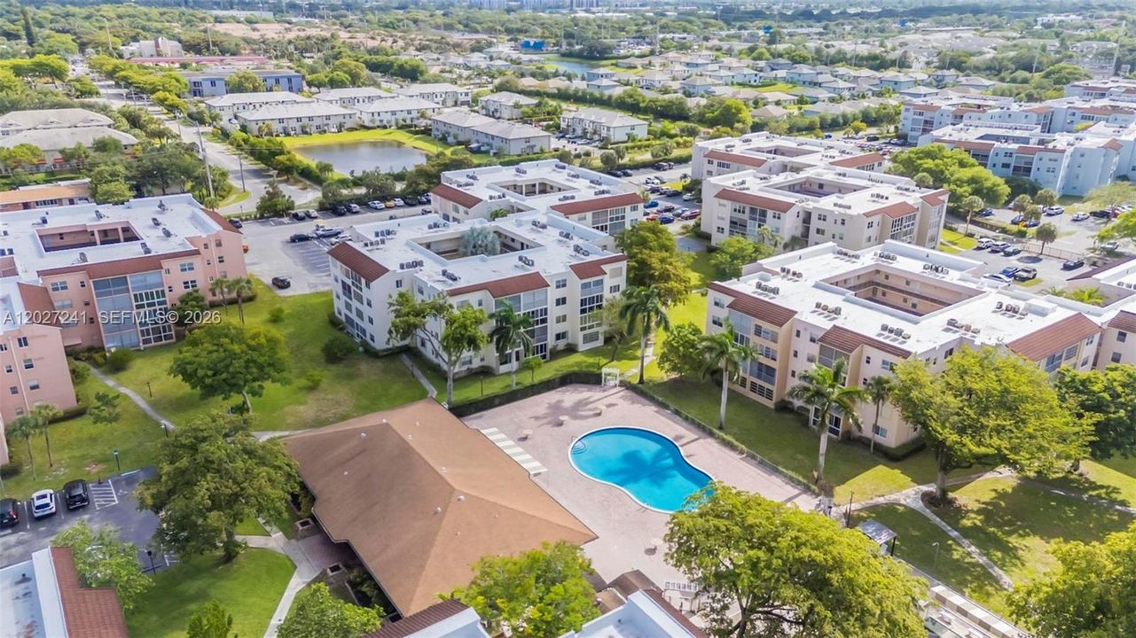 For Sale: $85,000 (2 beds, 2 baths, 865 Square Feet)