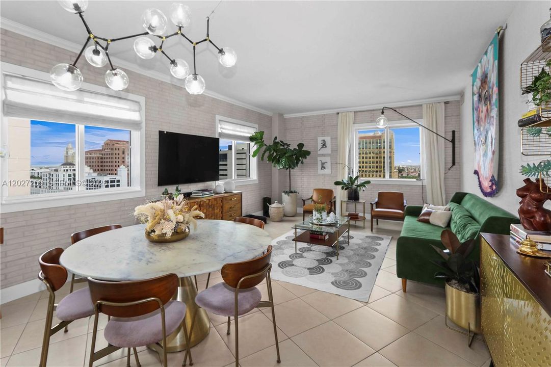 For Sale: $875,000 (2 beds, 2 baths, 1394 Square Feet)