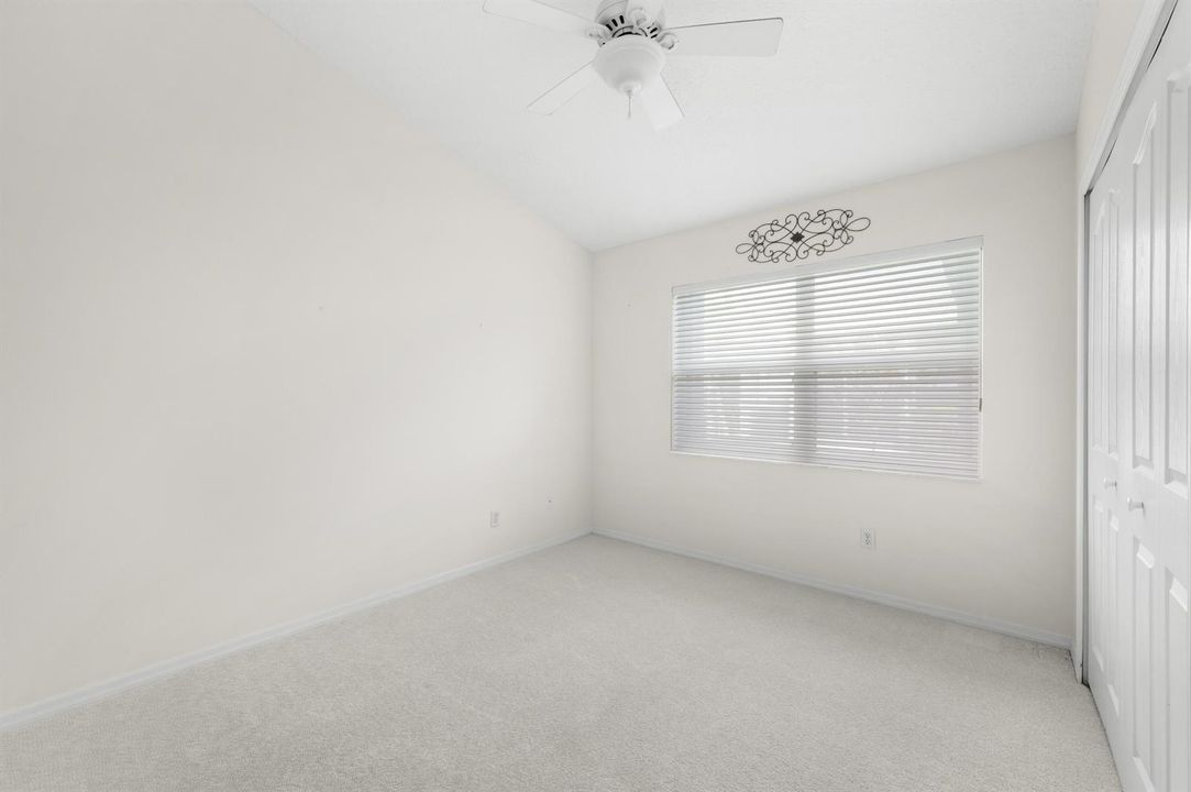 Guest bedroom