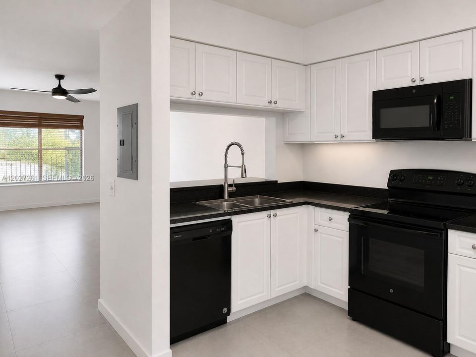 For Sale: $399,900 (2 beds, 1 baths, 1110 Square Feet)