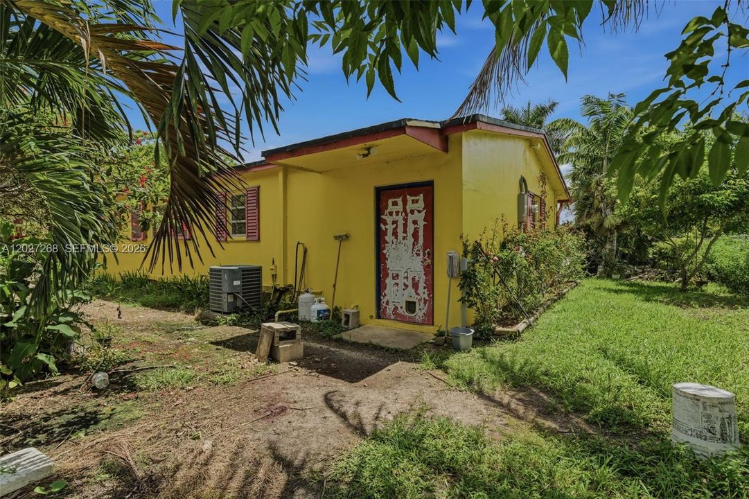 En Venta: $1,150,000 (3 camas, 2 baños, 1032 Pies cuadrados)