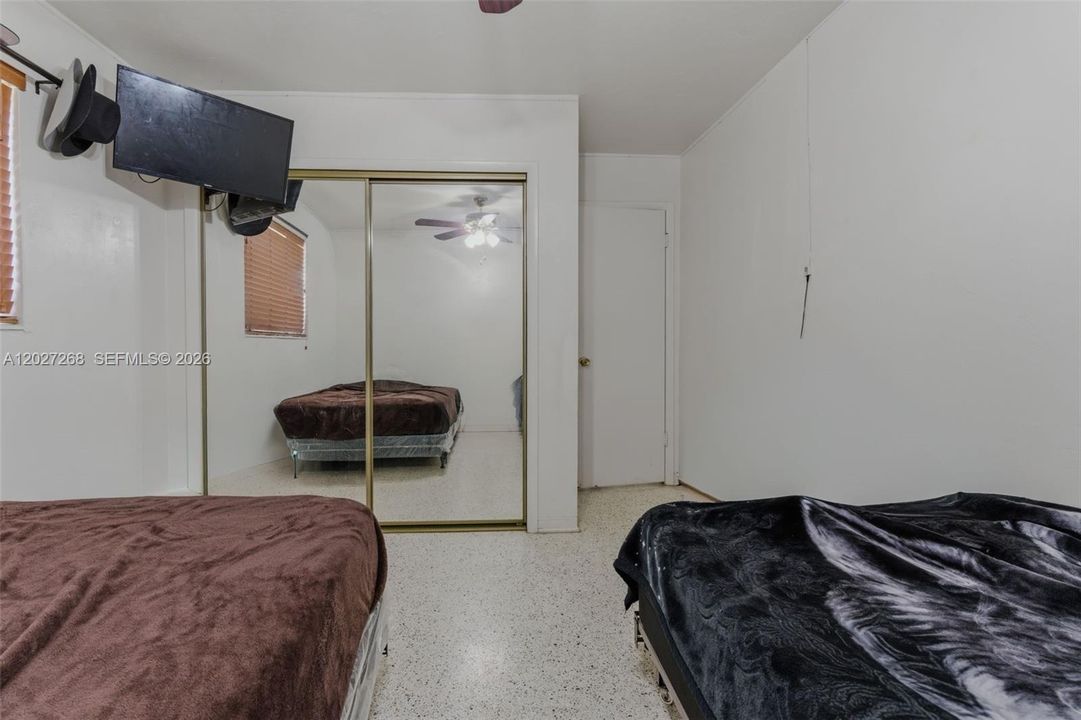 En Venta: $1,150,000 (3 camas, 2 baños, 1032 Pies cuadrados)