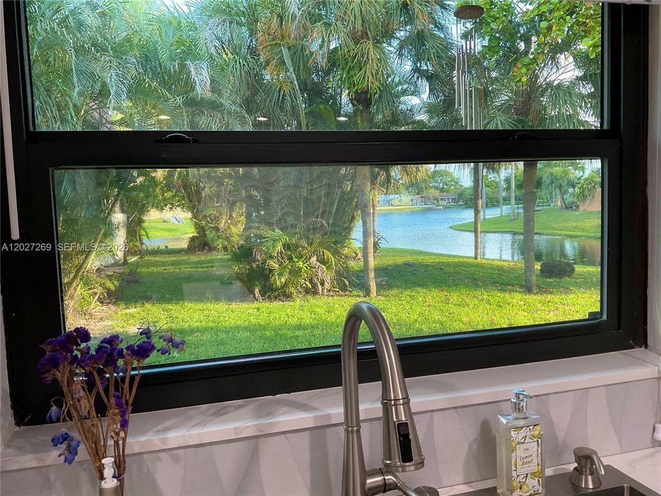 For Sale: $379,000 (4 beds, 2 baths, 1616 Square Feet)