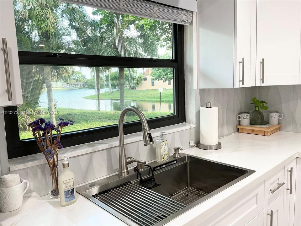 For Sale: $379,000 (4 beds, 2 baths, 1616 Square Feet)