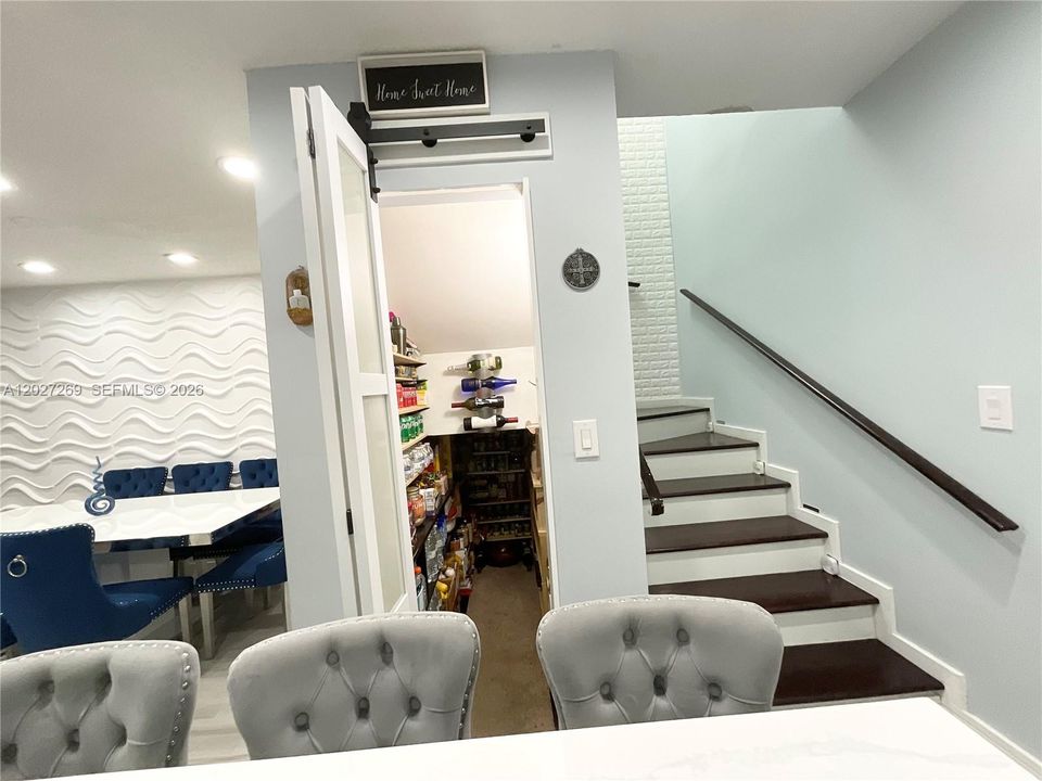 For Sale: $379,000 (4 beds, 2 baths, 1616 Square Feet)