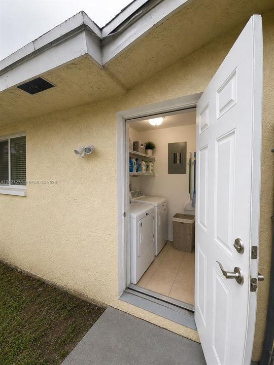 For Sale: $750,000 (0 beds, 0 baths, 2292 Square Feet)