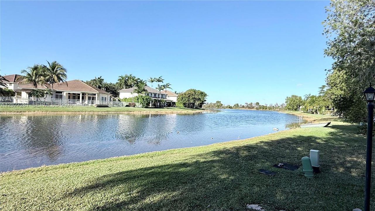 For Sale: $950,000 (4 beds, 2 baths, 2088 Square Feet)