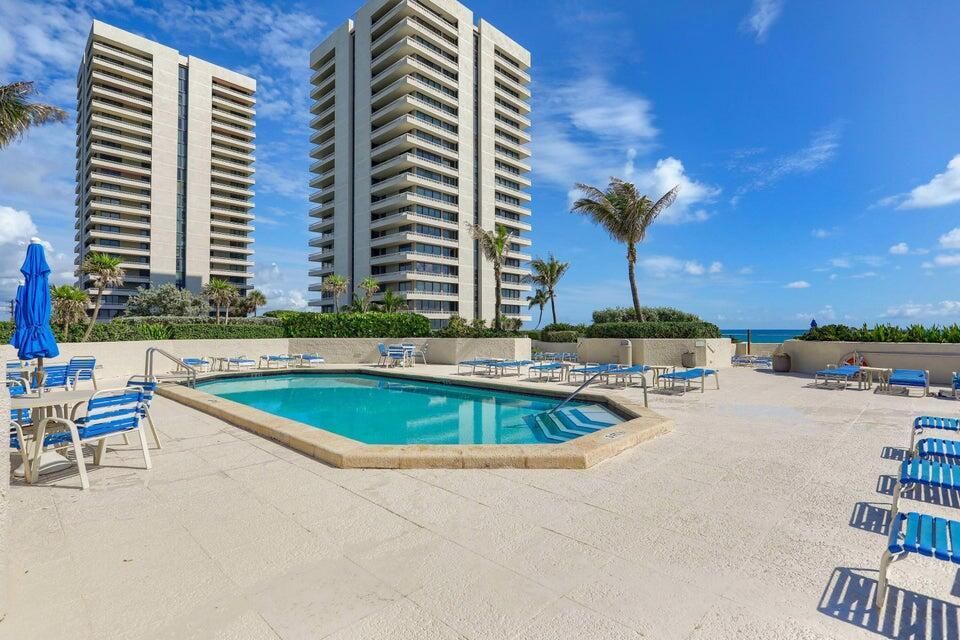 HEATED POOL