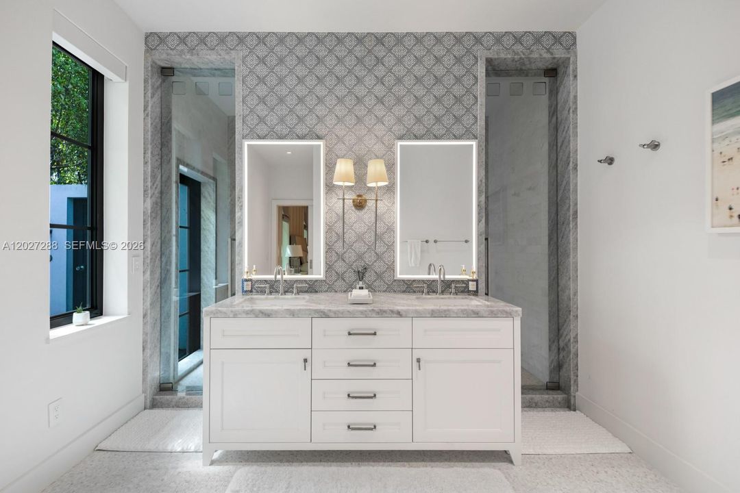 For Sale: $7,995,000 (7 beds, 6 baths, 0 Square Feet)