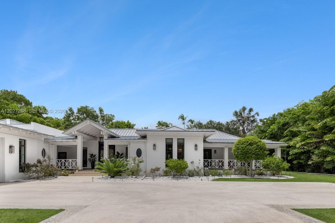 For Sale: $7,995,000 (7 beds, 6 baths, 0 Square Feet)