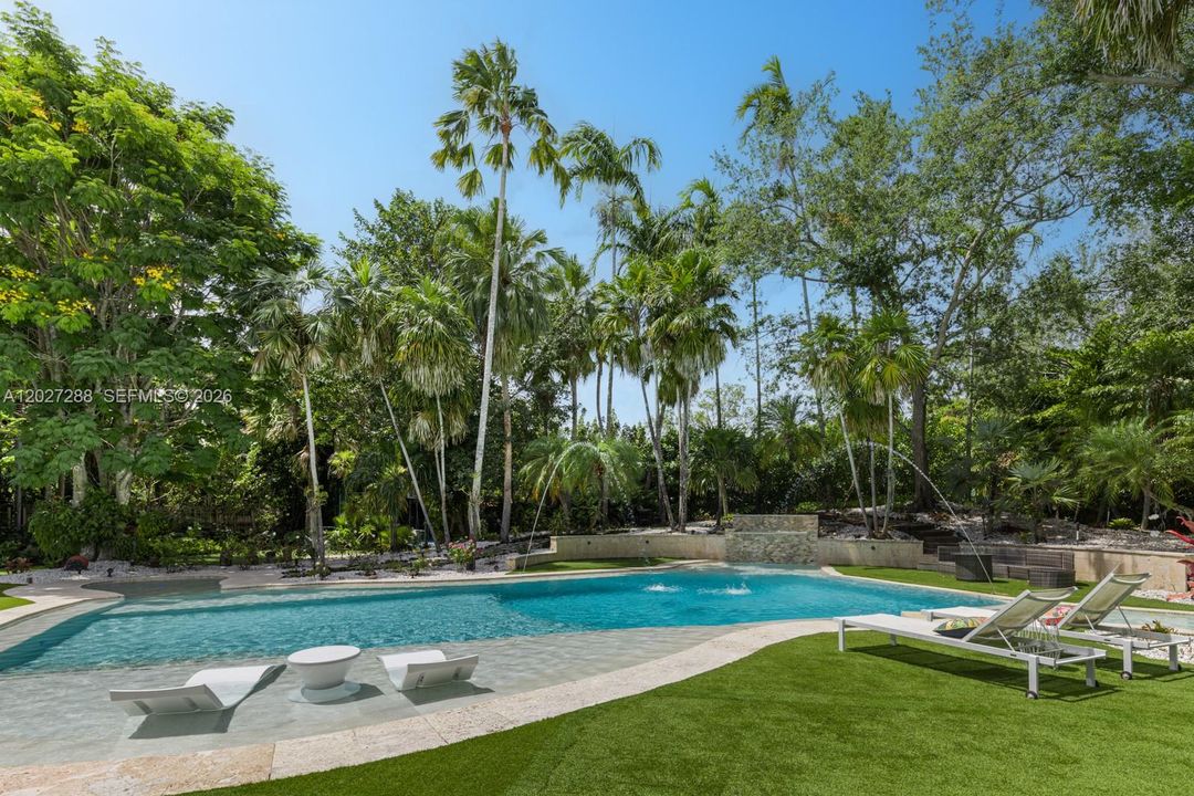 For Sale: $7,995,000 (7 beds, 6 baths, 0 Square Feet)