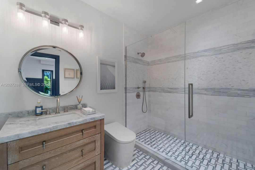 For Sale: $7,995,000 (7 beds, 6 baths, 0 Square Feet)