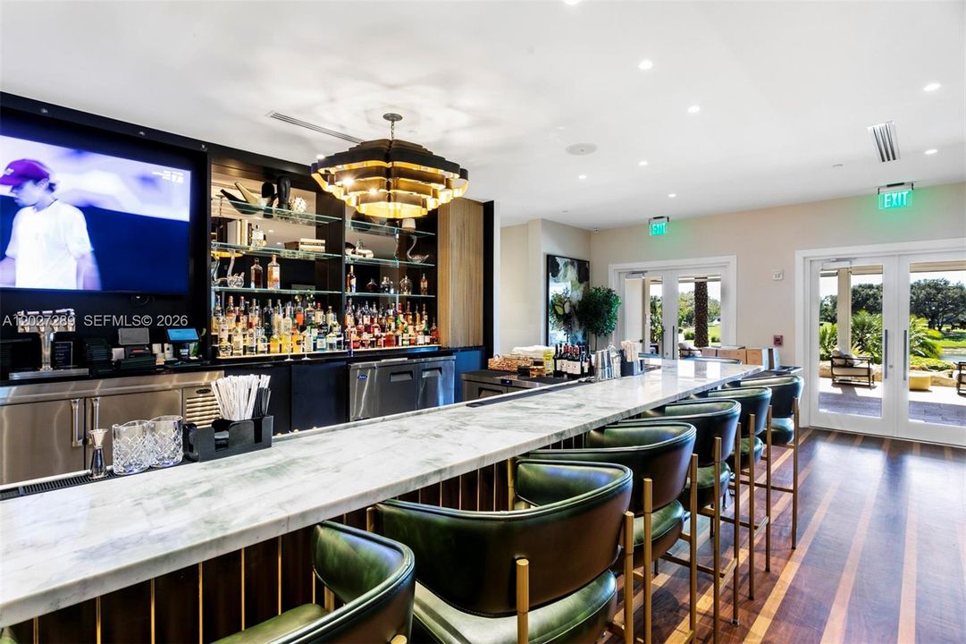 Admirals Cove Club - 27 West Restaurant