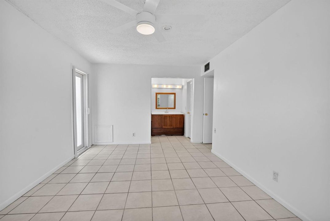 912 South Drive A