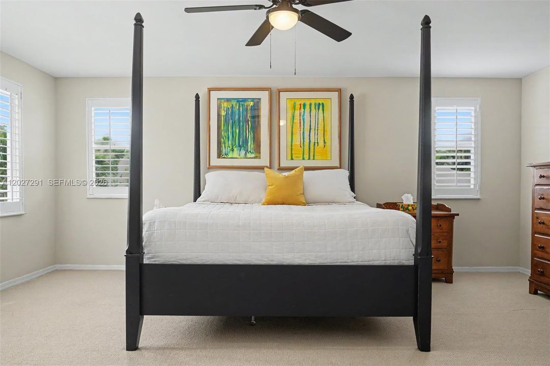 For Sale: $899,999 (4 beds, 2 baths, 2578 Square Feet)