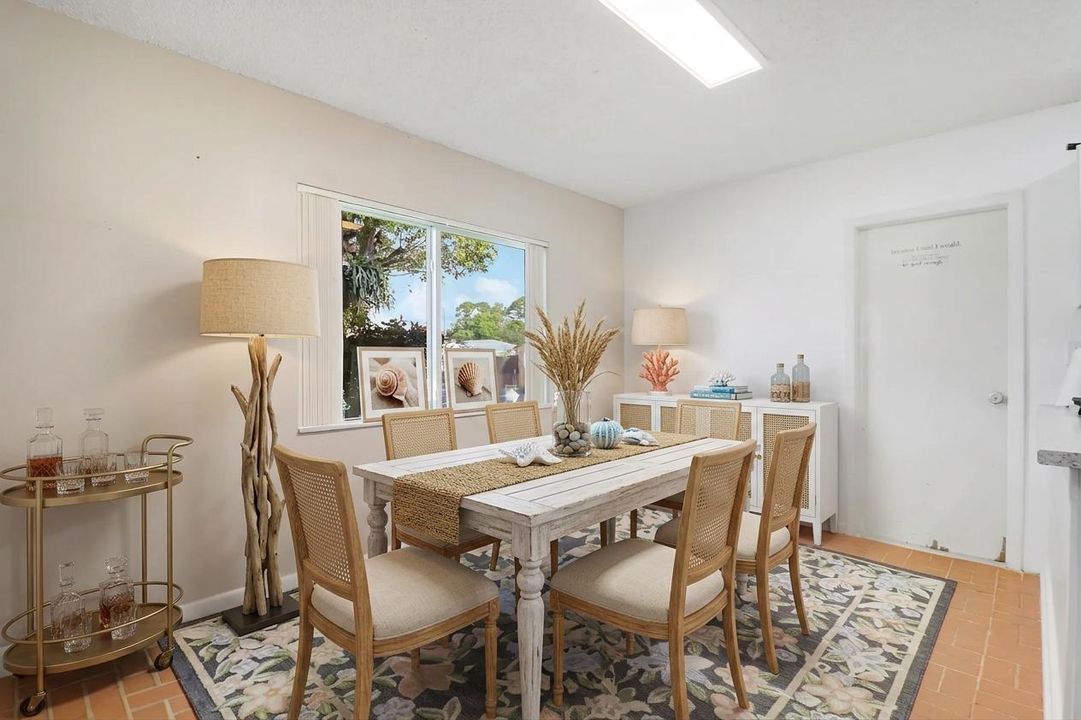 Dining staged