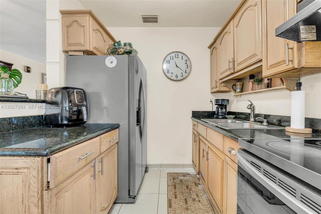 For Sale: $489,000 (3 beds, 2 baths, 1265 Square Feet)
