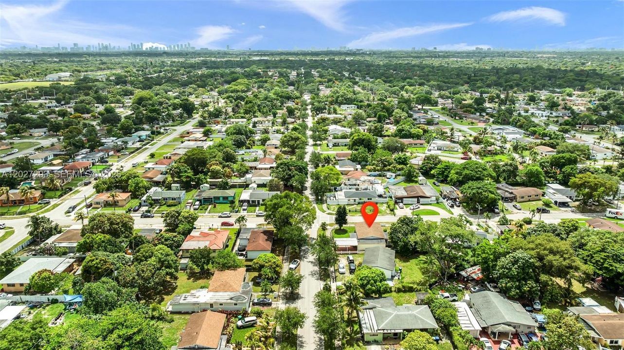 For Sale: $489,000 (3 beds, 2 baths, 1265 Square Feet)