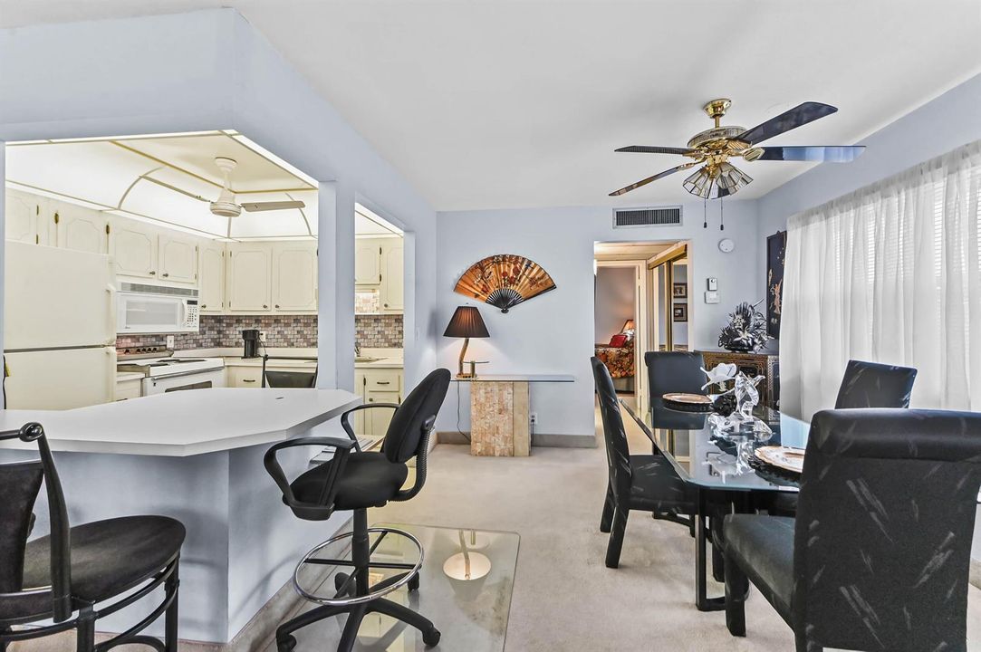 08 Dining room 01