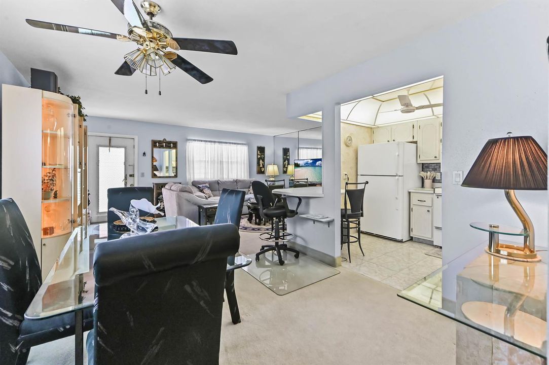 09 Dining room 02