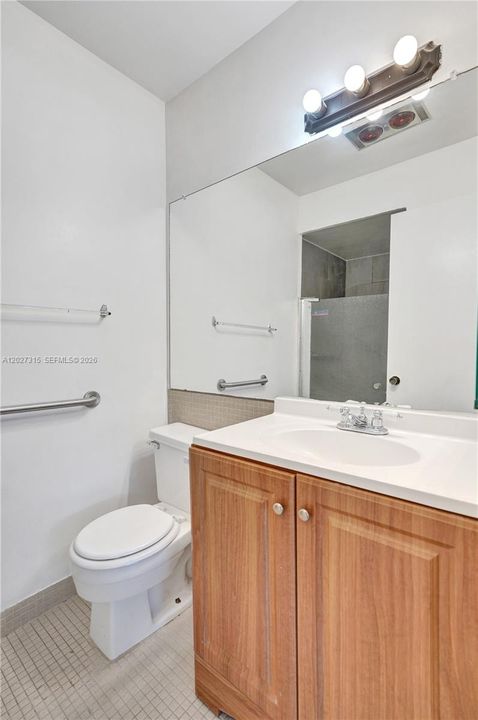 En Venta: $149,000 (2 camas, 2 baños, 782 Pies cuadrados)