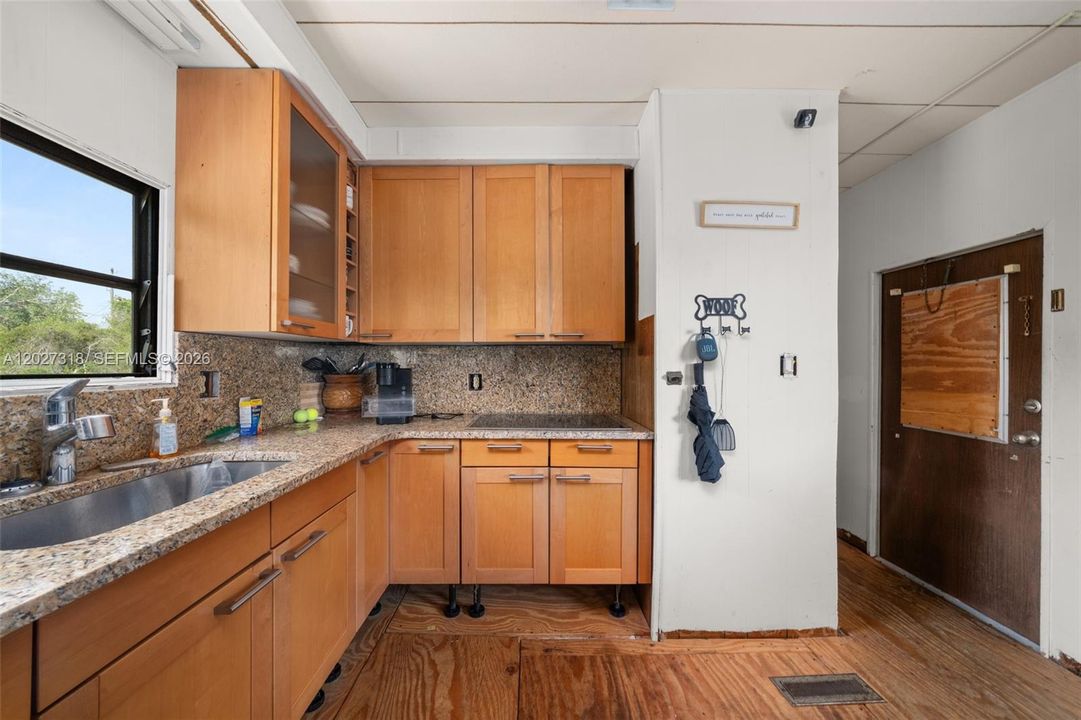 En Venta: $275,000 (3 camas, 2 baños, 0 Pies cuadrados)