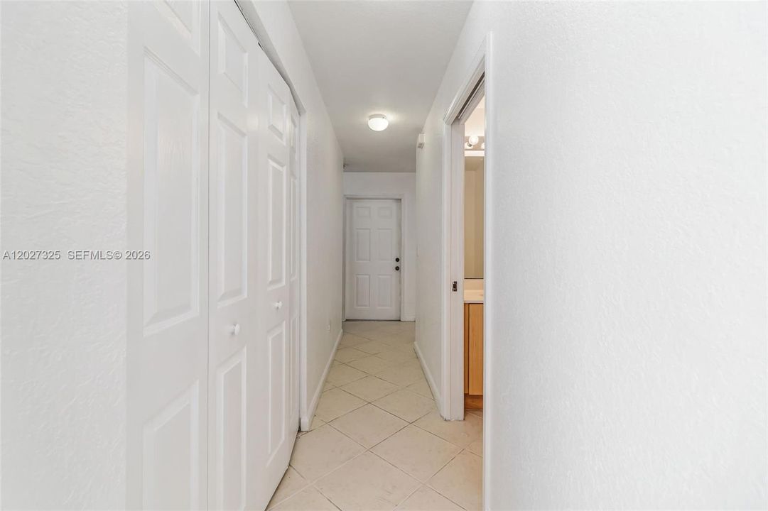 Hallway from front door to kitchen