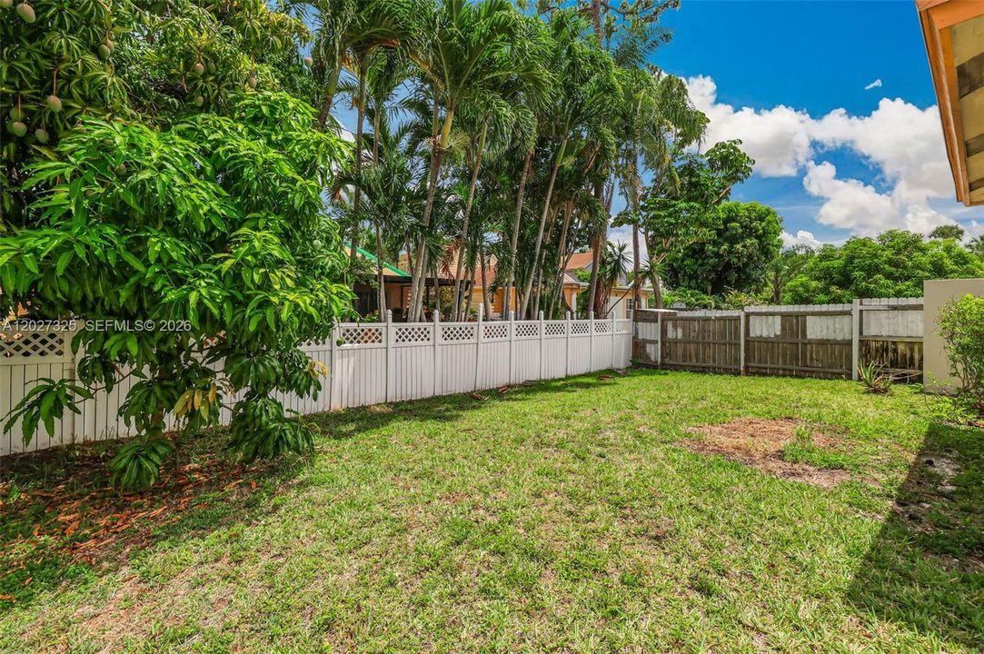 For Sale: $464,777 (3 beds, 2 baths, 1472 Square Feet)