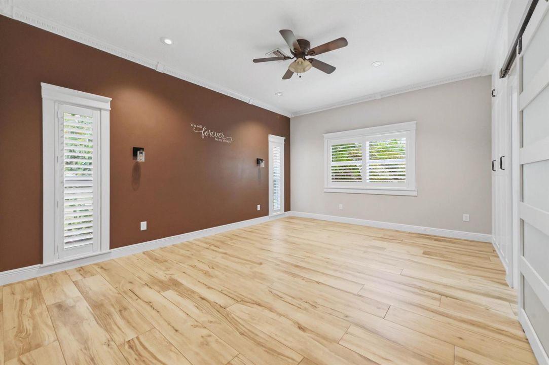 23 Bedroom 03