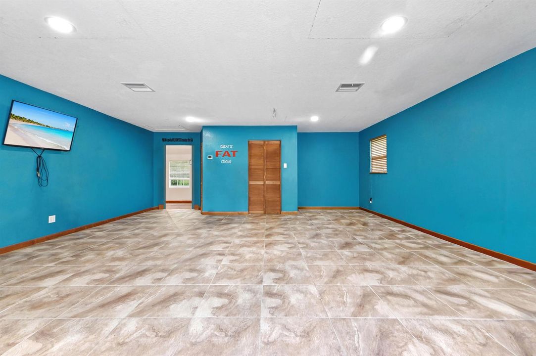 06 gym 01