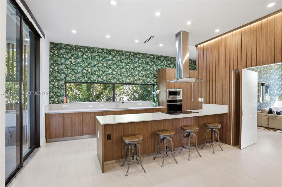 For Sale: $3,645,000 (4 beds, 3 baths, 2874 Square Feet)