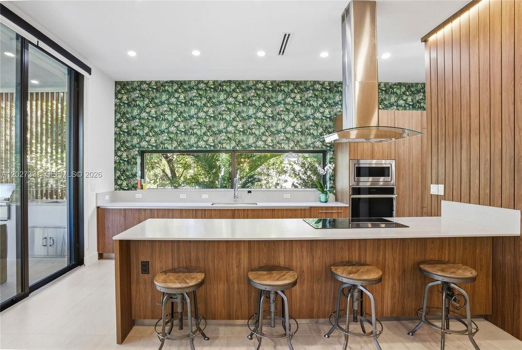 For Sale: $3,645,000 (4 beds, 3 baths, 2874 Square Feet)
