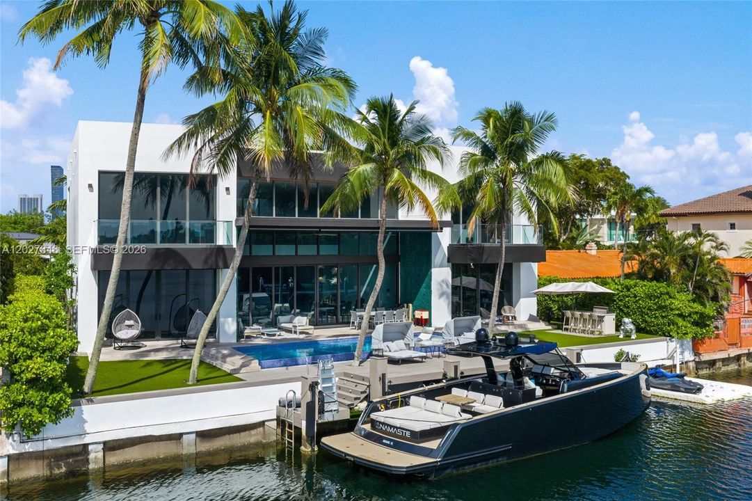 En Venta: $14,500,000 (5 camas, 6 baños, 5347 Pies cuadrados)