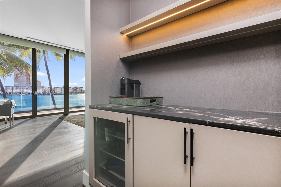 En Venta: $14,500,000 (5 camas, 6 baños, 5347 Pies cuadrados)