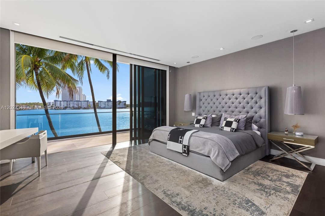 En Venta: $14,500,000 (5 camas, 6 baños, 5347 Pies cuadrados)