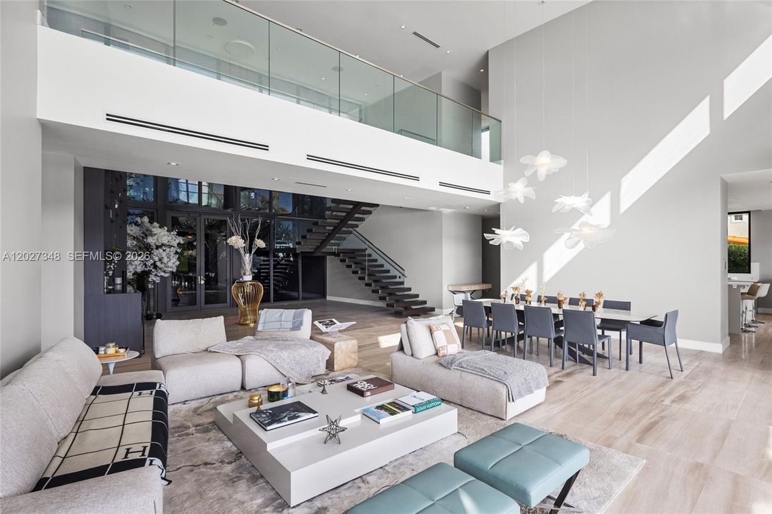 En Venta: $14,500,000 (5 camas, 6 baños, 5347 Pies cuadrados)