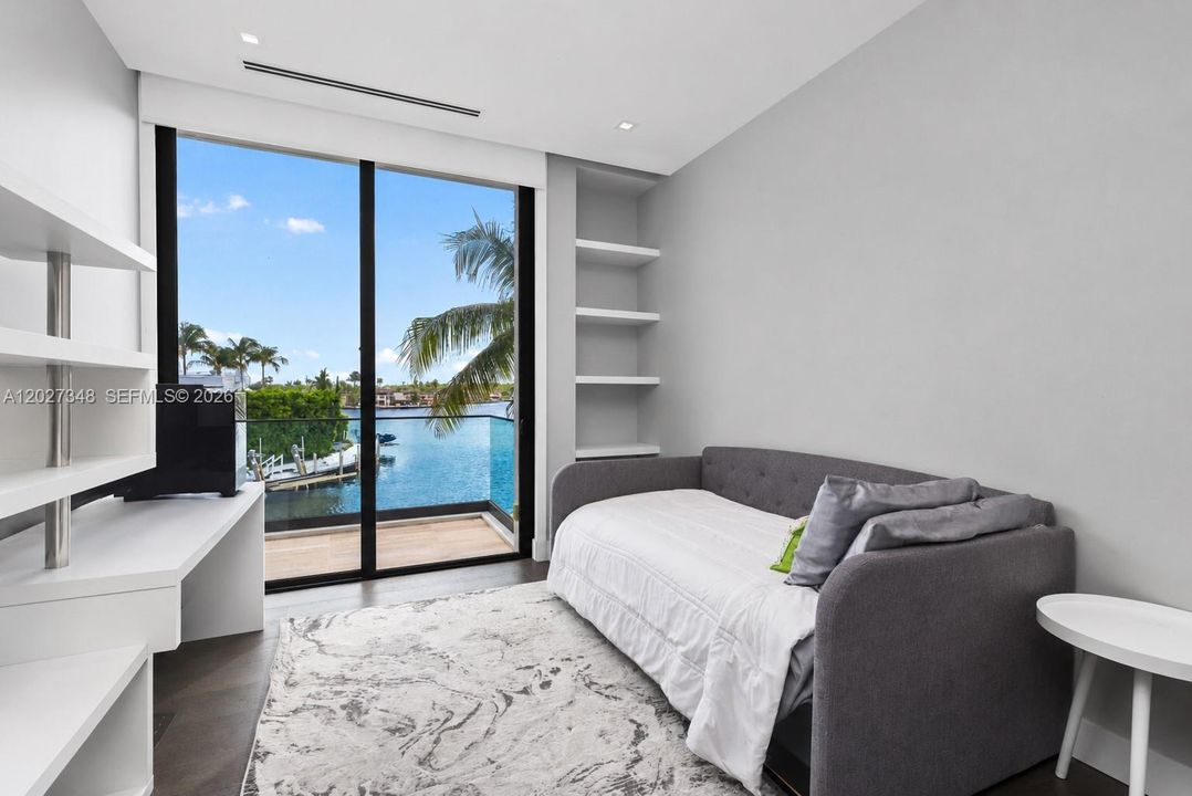 En Venta: $14,500,000 (5 camas, 6 baños, 5347 Pies cuadrados)
