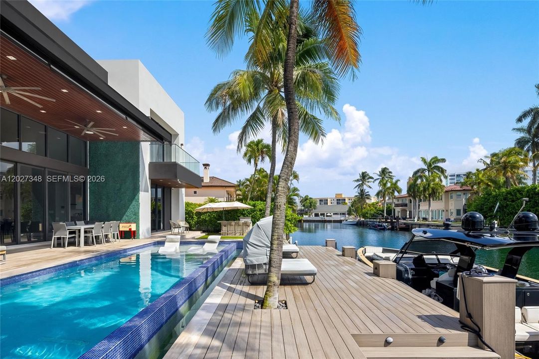 En Venta: $14,500,000 (5 camas, 6 baños, 5347 Pies cuadrados)