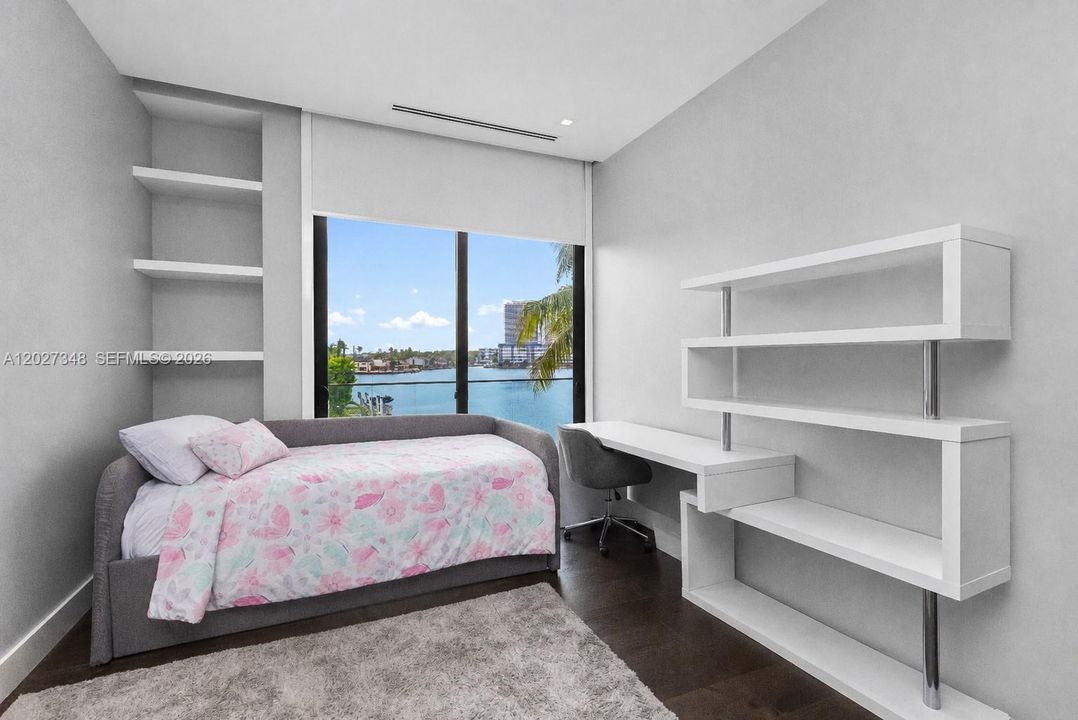 En Venta: $14,500,000 (5 camas, 6 baños, 5347 Pies cuadrados)