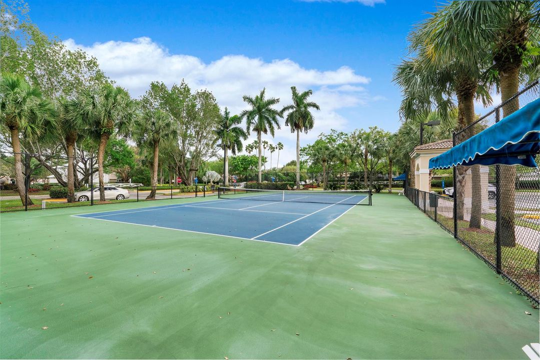 Tennis