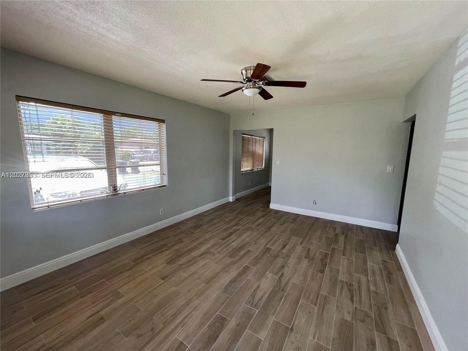 En Venta: $650,000 (0 camas, 0 baños, 1728 Pies cuadrados)